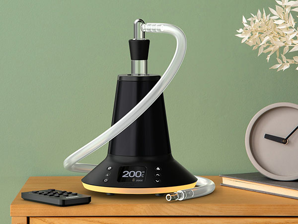 Arizer XQ2 With Remote